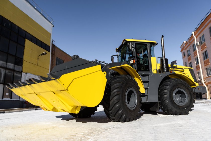 Кировец к-708пк7