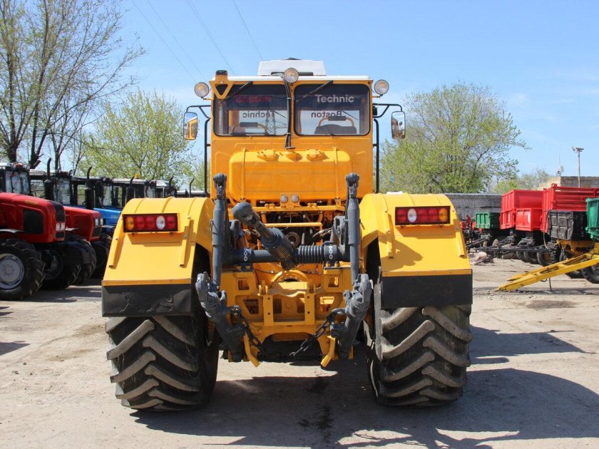 Кировец к-700 новый