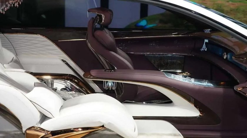 Китайский Hongqi l Concept