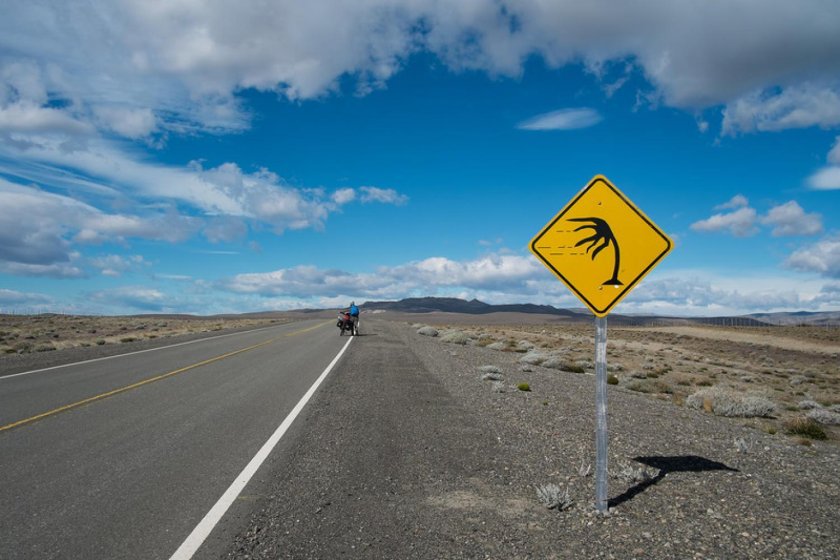 Дорожный знак 1.29 боковой ветер