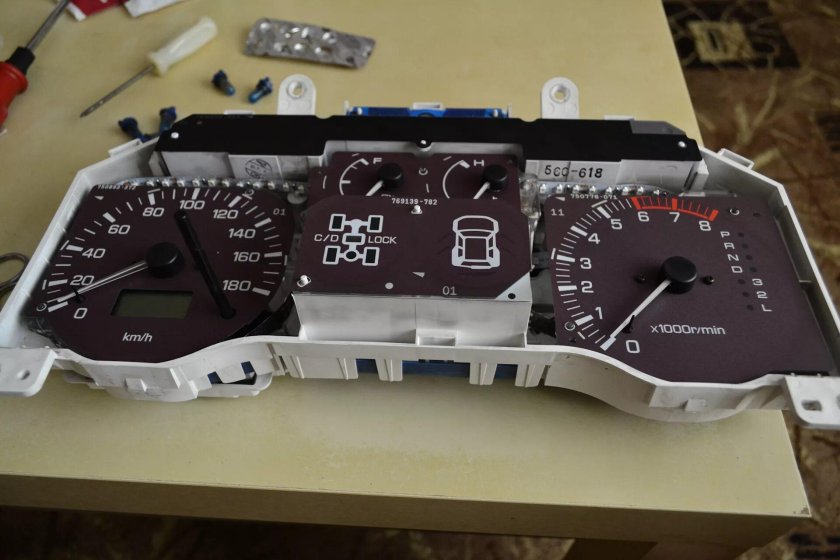 Приборка Паджеро 3 3.5