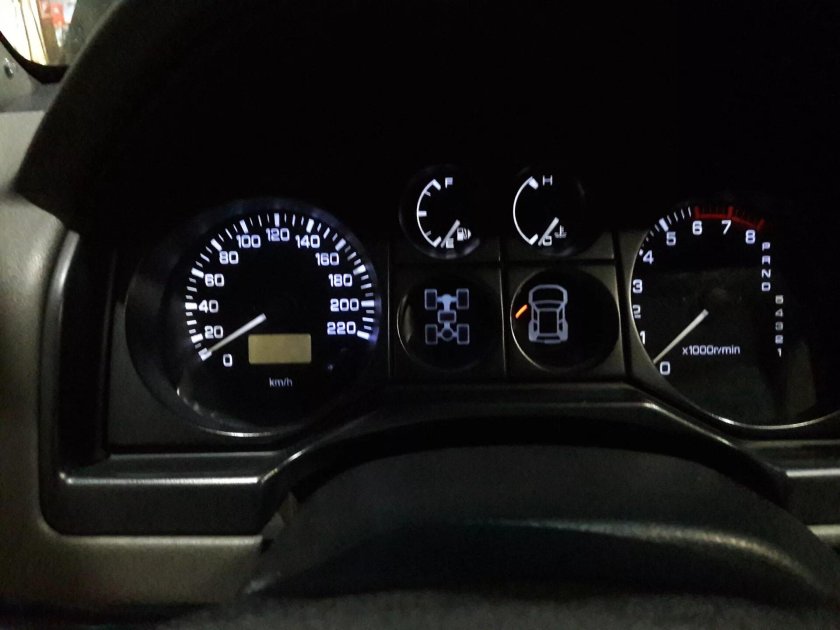 Панель приборов Паджеро 3 3.2 дизель