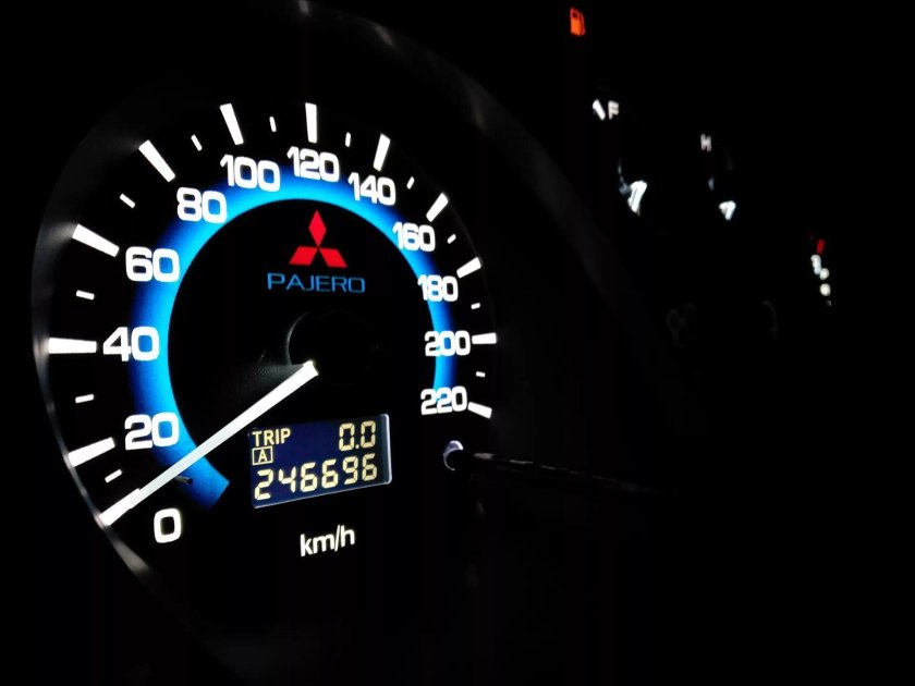 Электронная приборная LCD-панель для Mitsubishi Pajero Sport 3