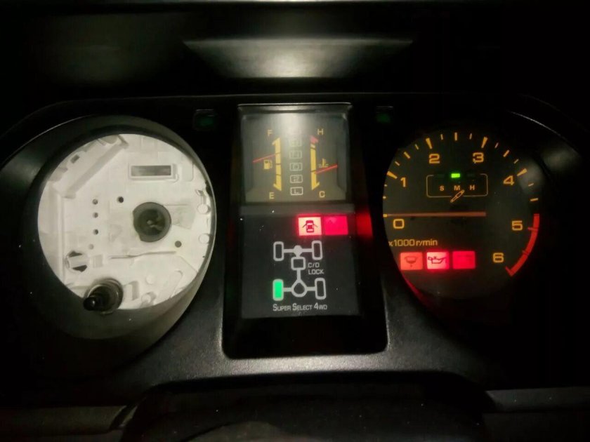 Панель приборов Паджеро 2 дизель