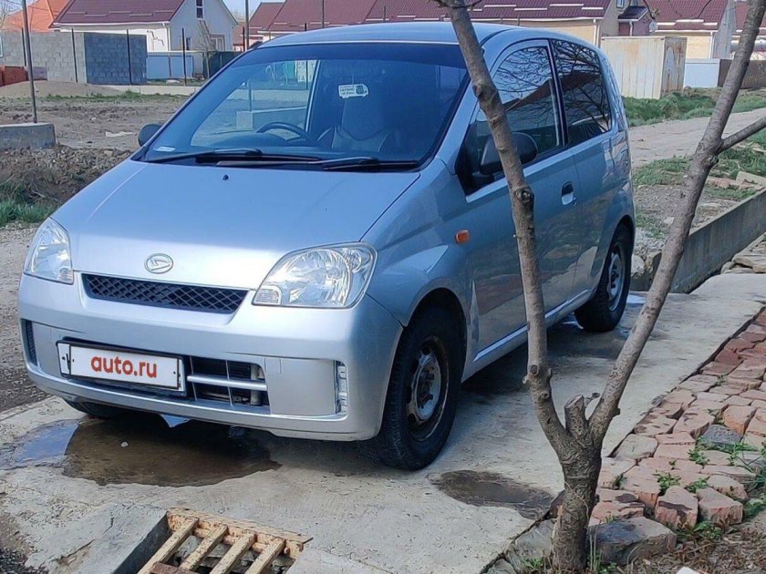 Daihatsu 2003
