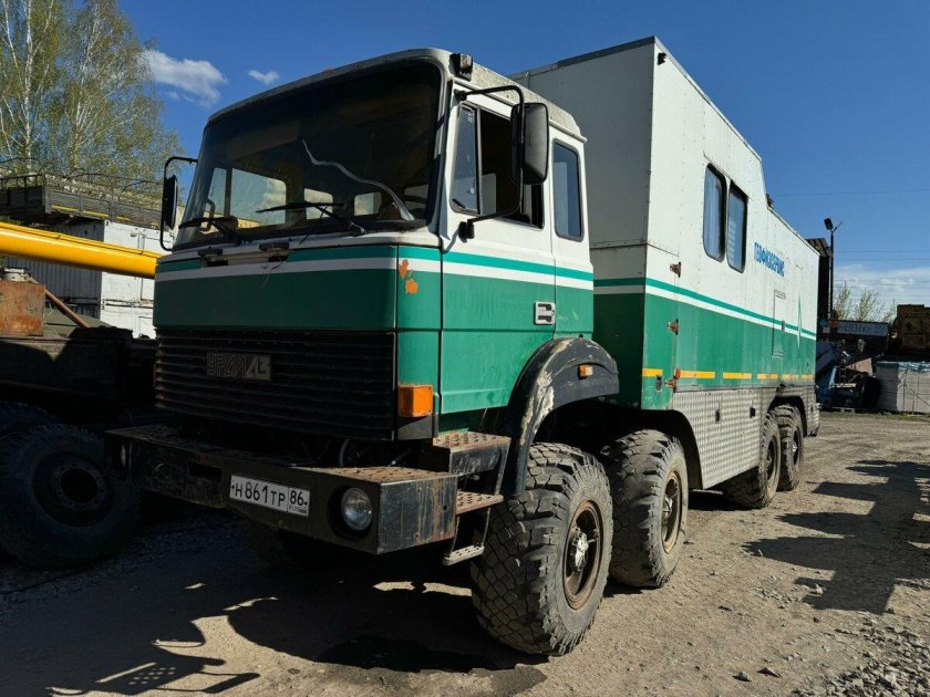 Грузовики урал