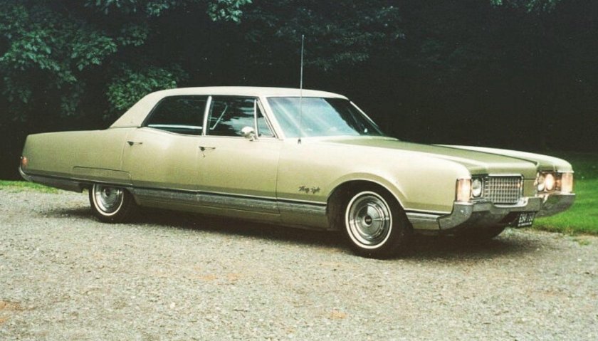 Олдсмобиль s98
