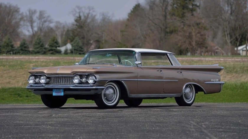 Олдсмобиль хардтоп