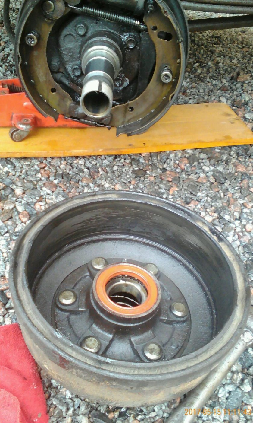 Сальник полуоси Газель 3302