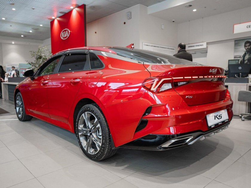 Новая kia k 5