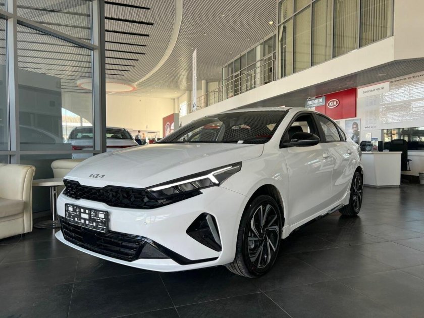 Киа серато 2023