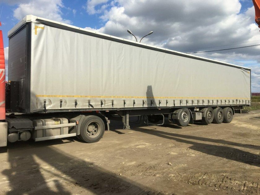 Тентованный полуприцеп