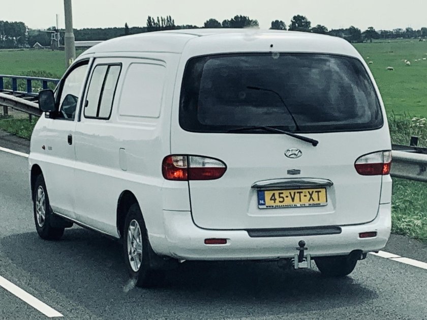 Hyundai h 1 travel