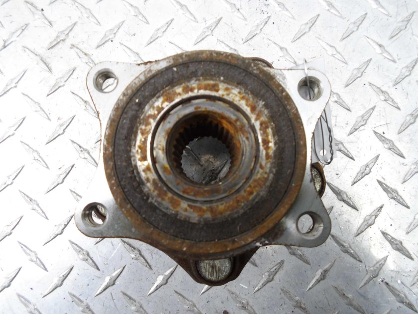 Задняя цапфа Сузуки Гранд Витара