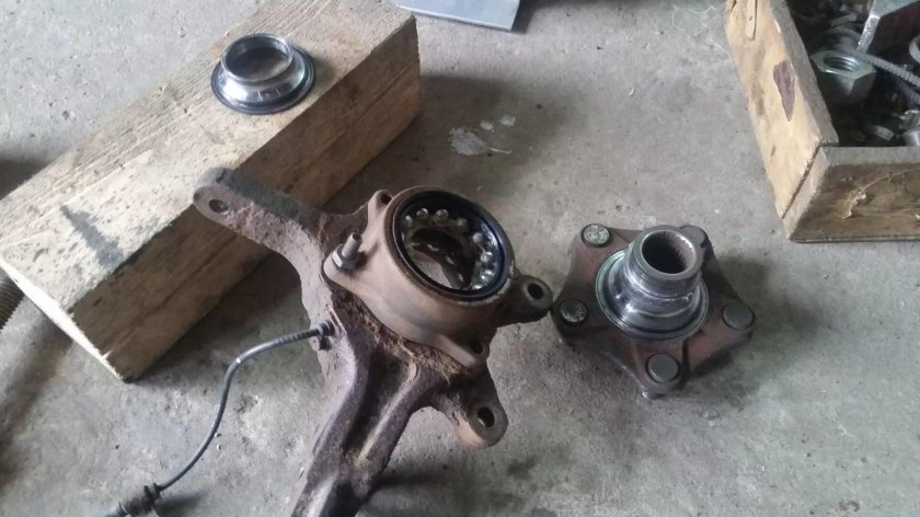 Ступичный подшипник Suzuki Grand Vitara 2007