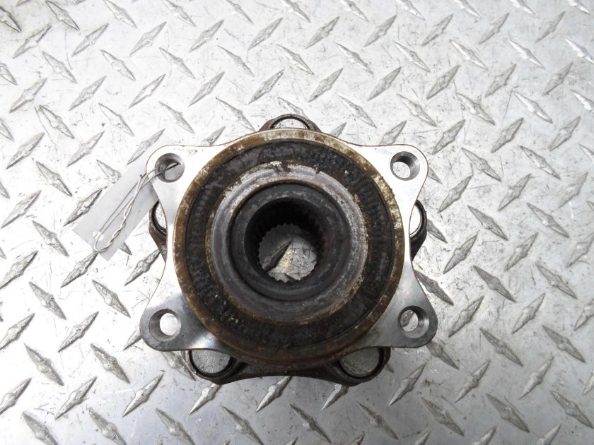 Задняя цапфа Сузуки Гранд Витара