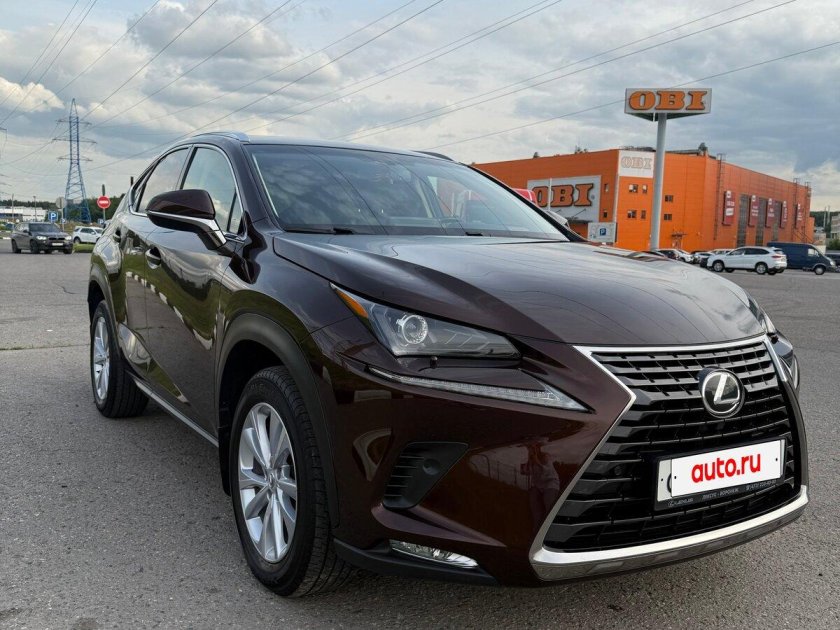 Lexus nx 200 коричневый