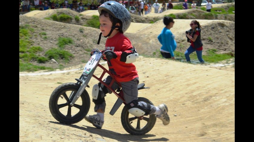 Беговел FIRSTBIKE