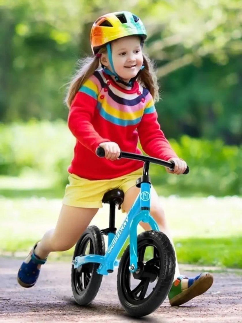 Детская машинка беговел