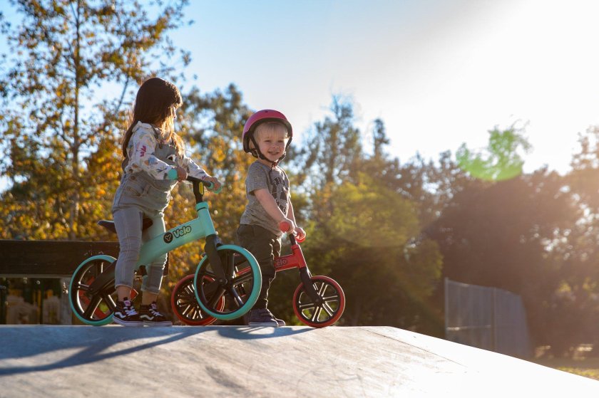 Беговел Yvolution velo Balance красный 101051