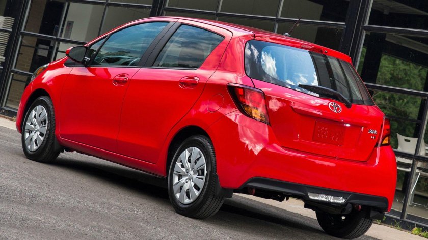 Тойота Ярис 2019