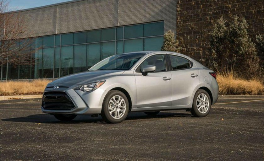 Toyota Yaris 2018 седан