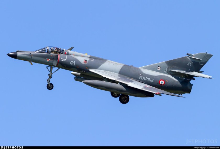 Dassault Etendard IV палубный истребитель-Штурмовик