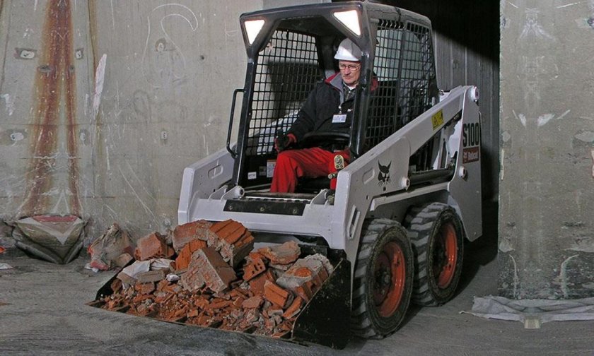 Погрузчик Bobcat s100