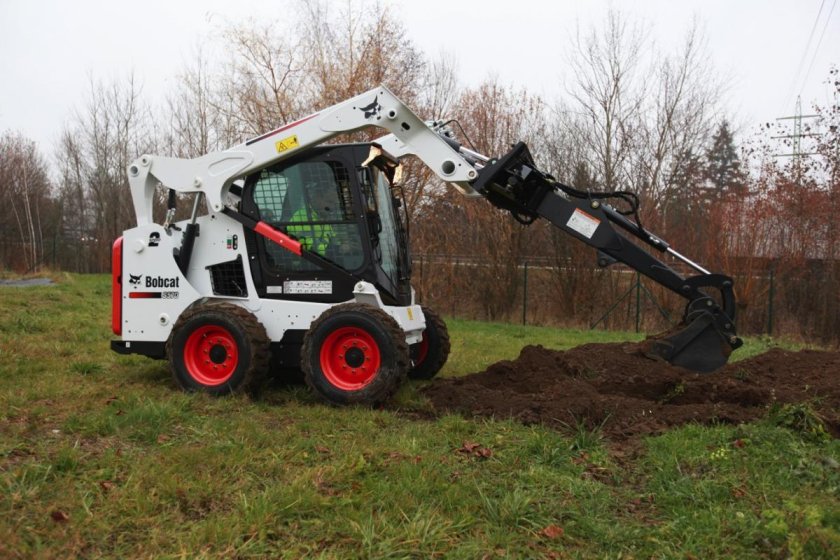 Погрузчик Bobcat s590