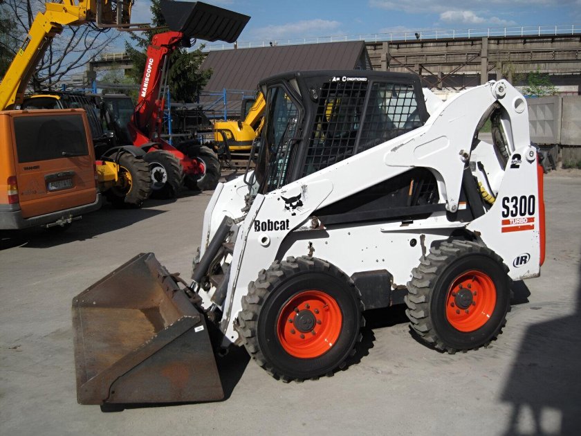 Bobcat s300