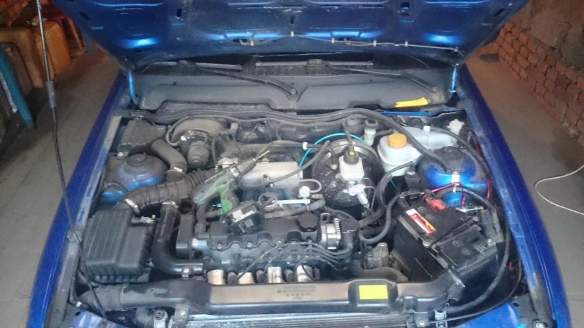 Нексия 16 клапанная под капотом