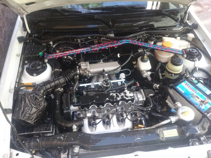 Подкапотка Нексия 8 клапанов