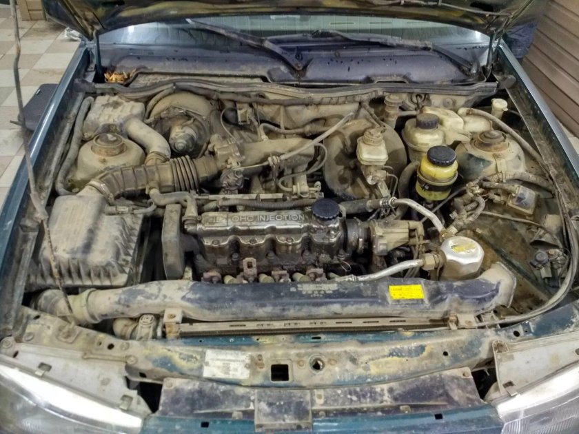 Нексия 1.5 подкапотка