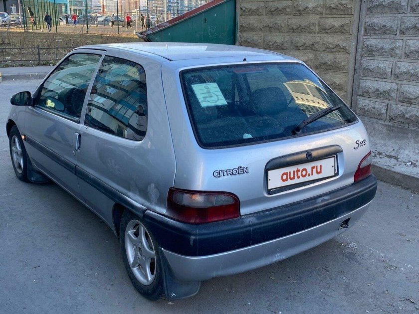 Renault clio 1