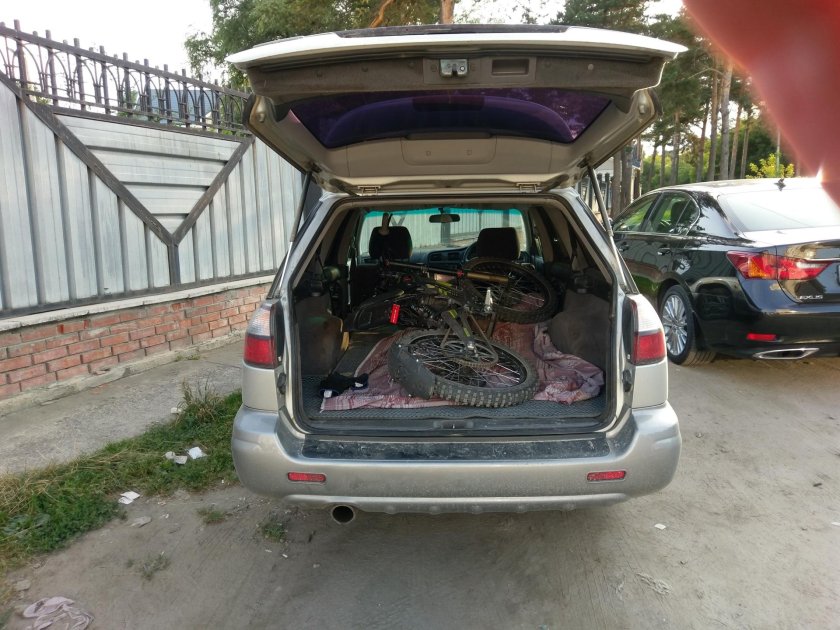 Sur Ron в багажнике