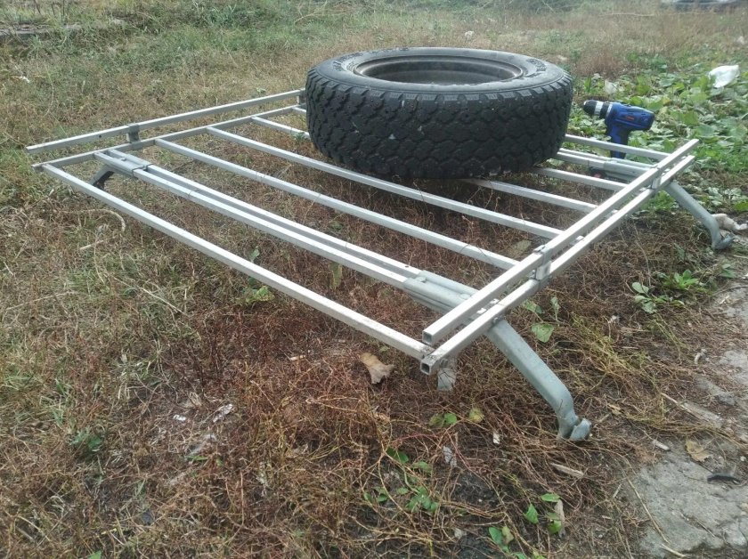 Багажник БАУ-3