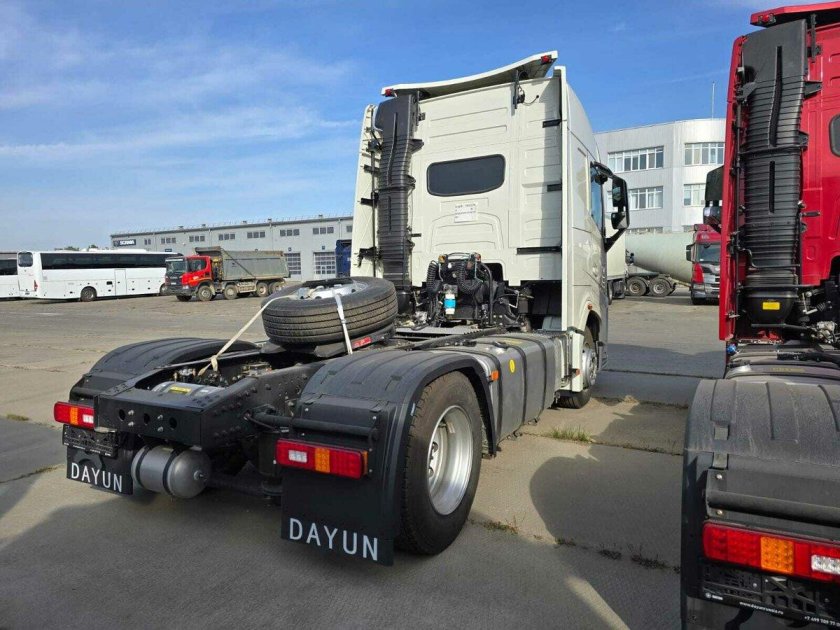 Седельный тягач sitrak c 7 h