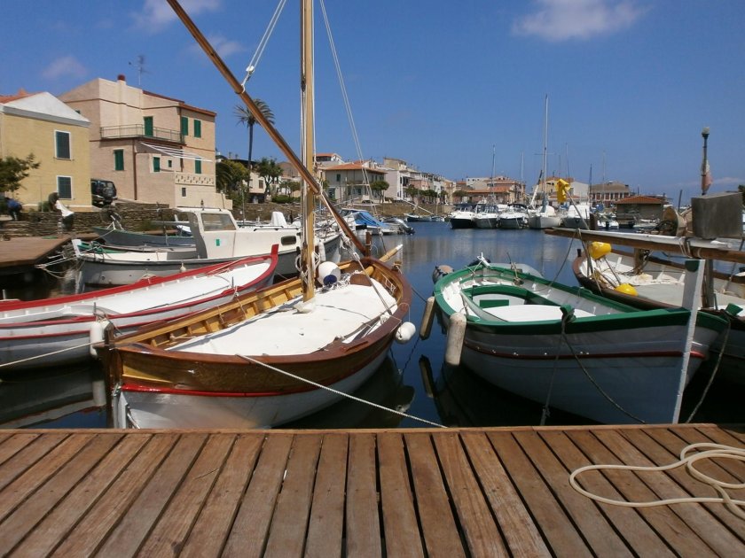 Сардиния яхтинг