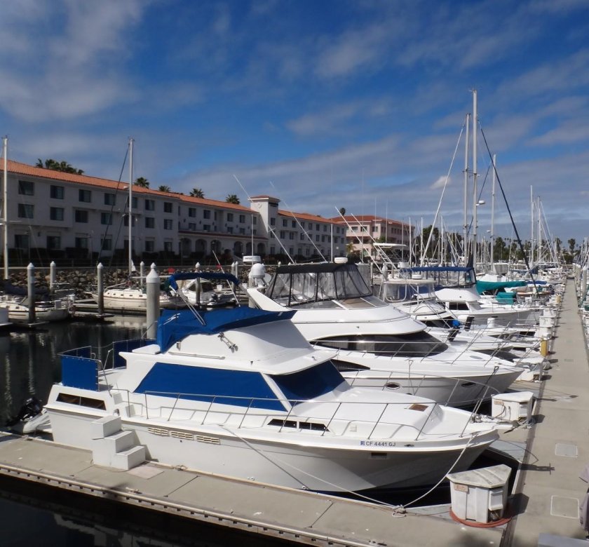 Яхтенный порт Марина порт Созопол