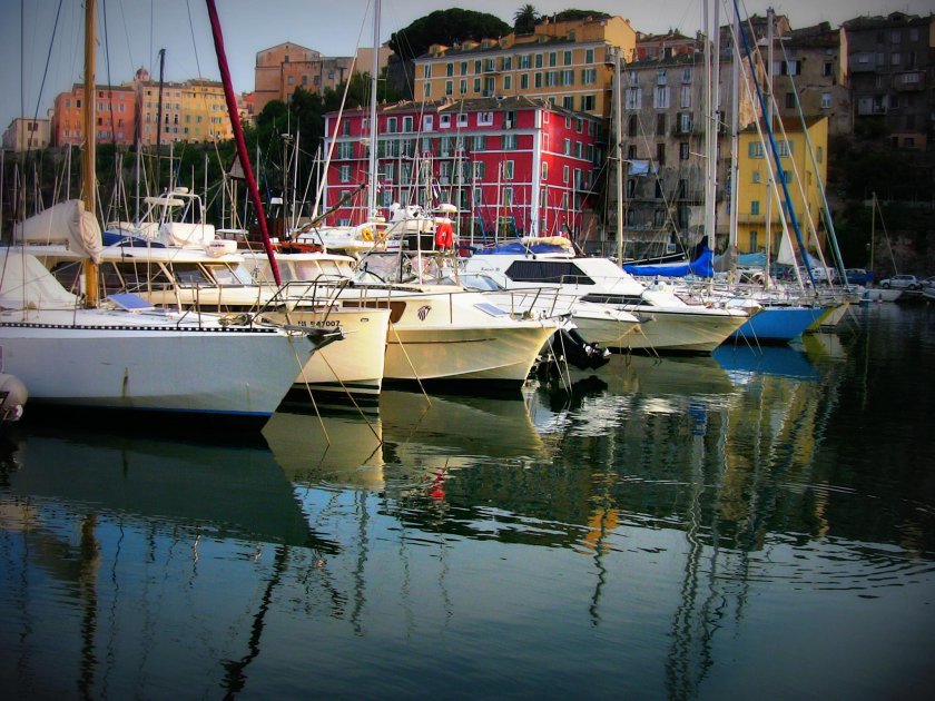 Корсика и яхты