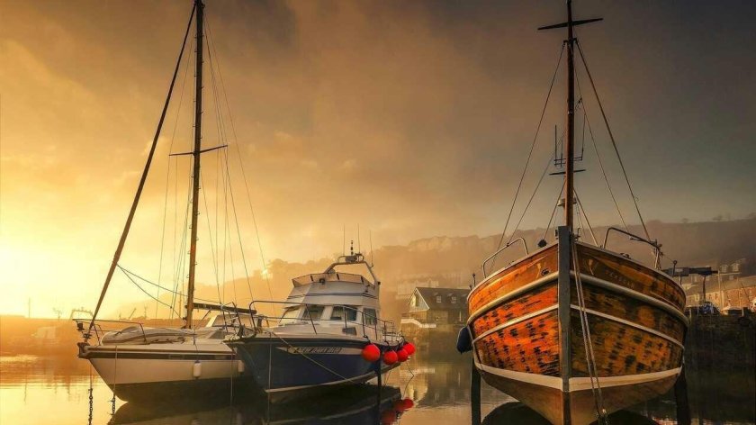 Корабль у причала