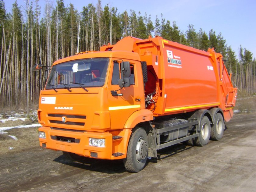 Мусоровоз КАМАЗ С задней загрузкой ко 440в