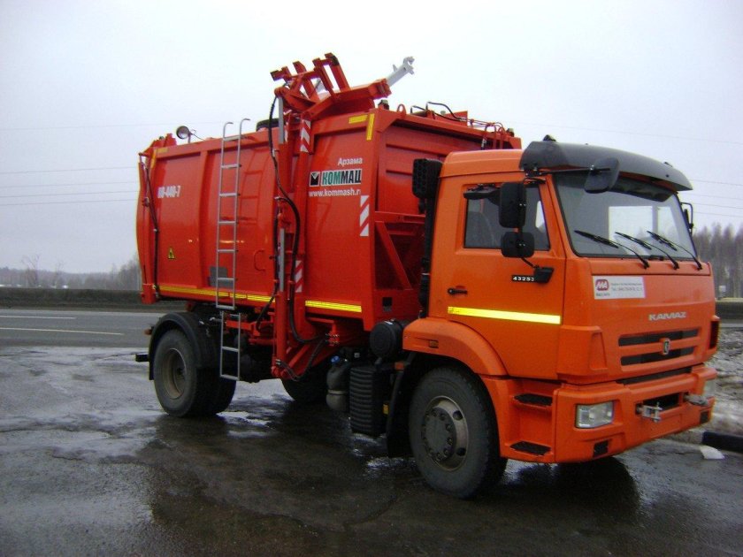 КАМАЗ мусоровоз ко 440 7