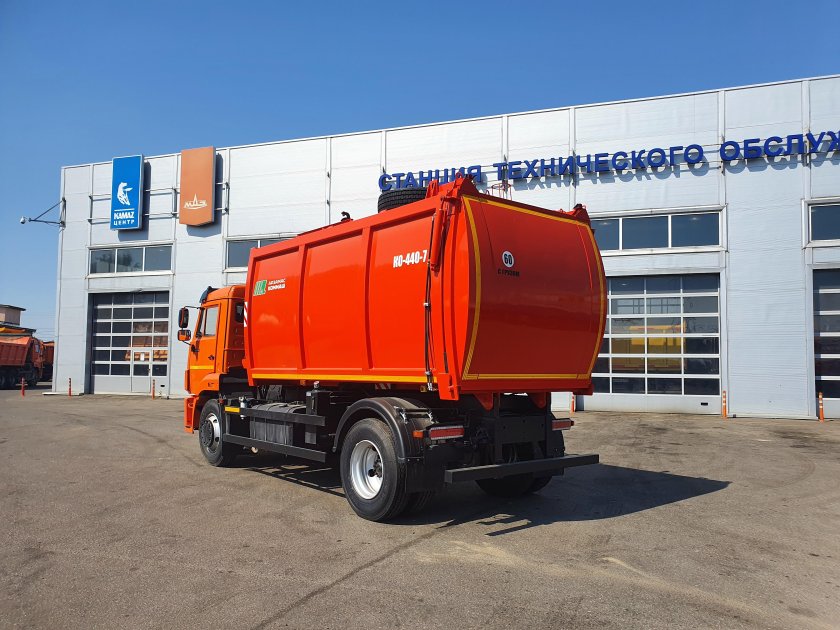 КАМАЗ мусоровоз ко 440 7