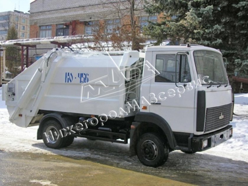 Мусоровоз МАЗ 4380