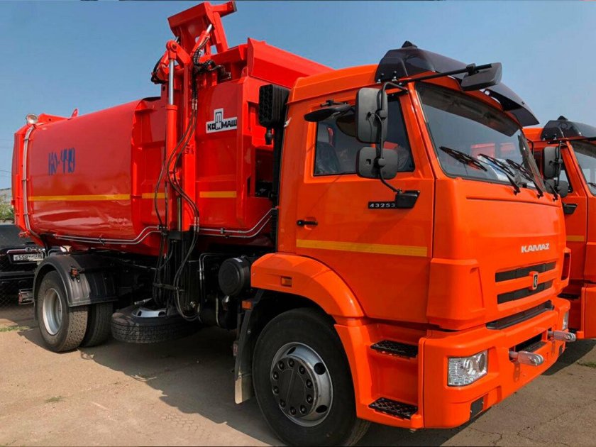 Ко-449-19 на шасси КАМАЗ 43253