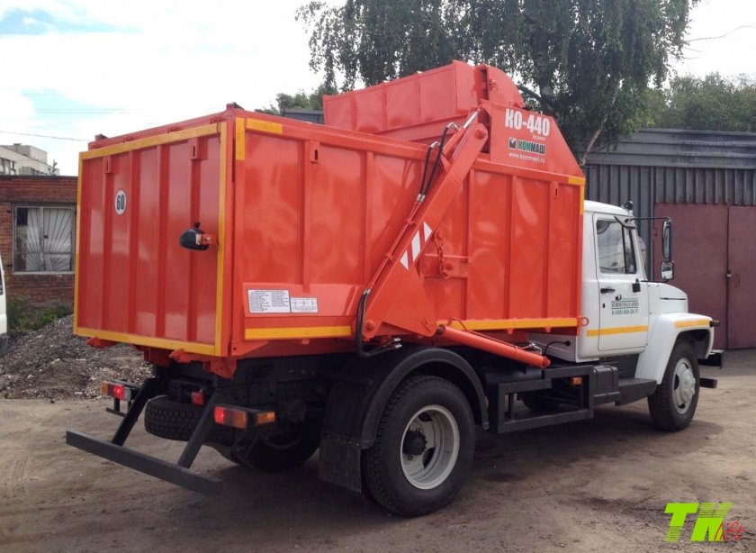 ГАЗ 3309 ко 440 мусоровоз