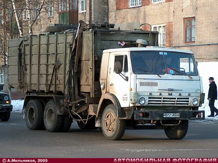 КАМАЗ 5320 мусоровоз ко 415