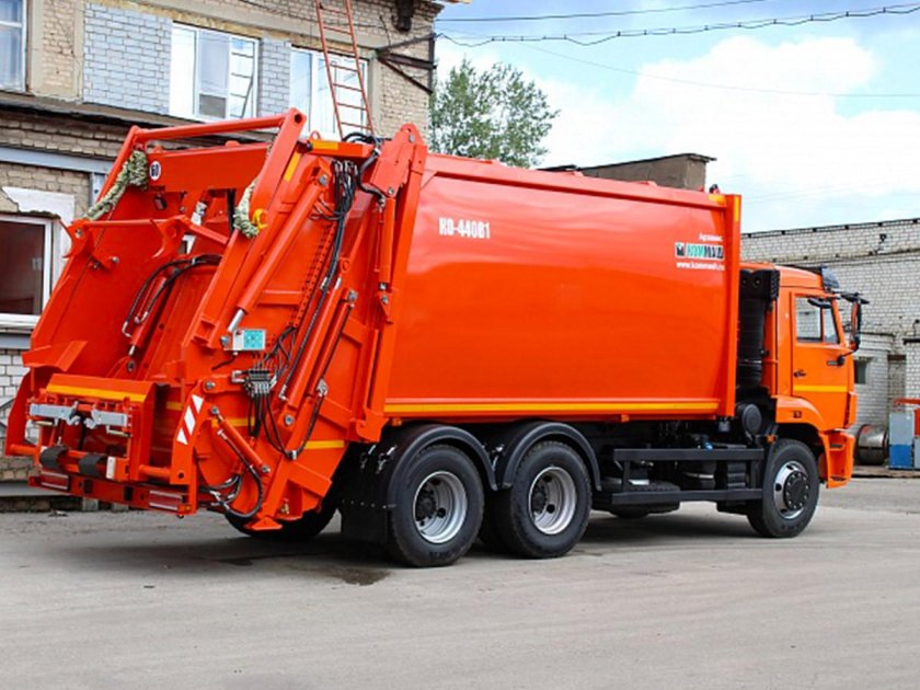 Мусоровоз КАМАЗ С задней загрузкой ко 440в