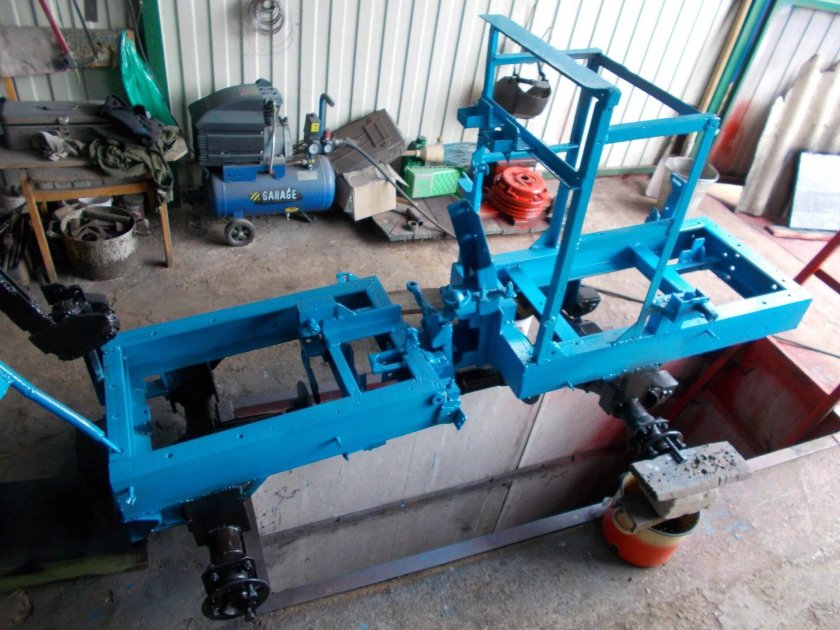 Мини трактор переломка 4х4